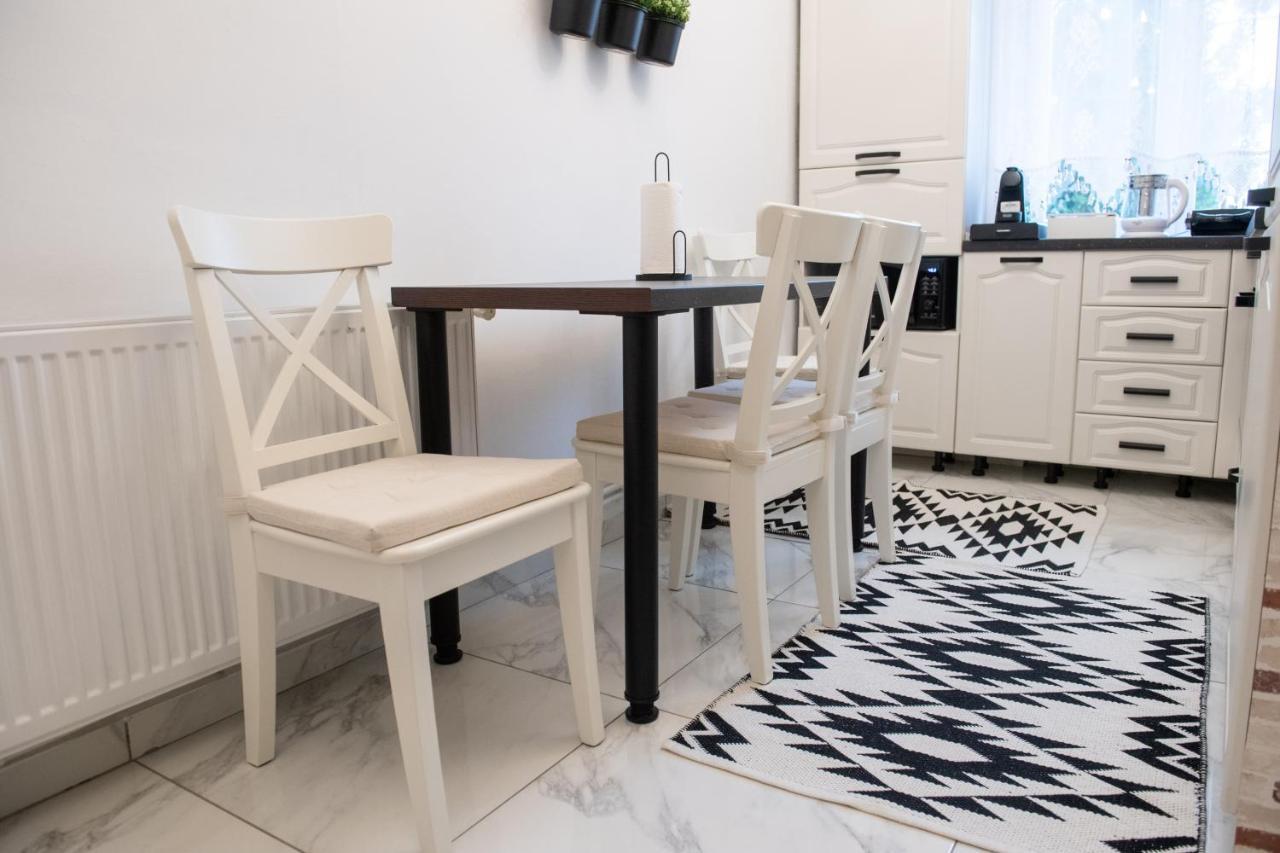 Urban Oasis Apartment Piatra Neamt Bagian luar foto
