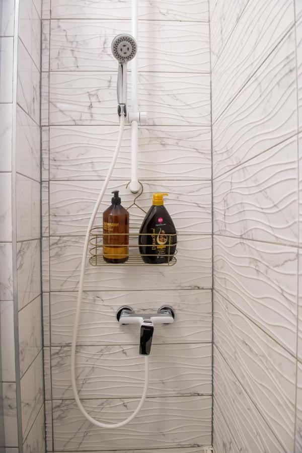 Urban Oasis Apartment Piatra Neamt Bagian luar foto